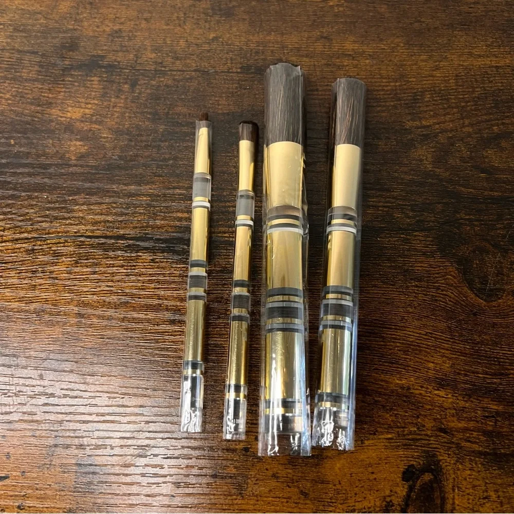 ESTEE LAUDER 4pcs Make-up Brushes NEW